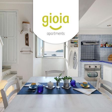 Corricella Sea Window - Gioia Apartments Procida Extérieur photo